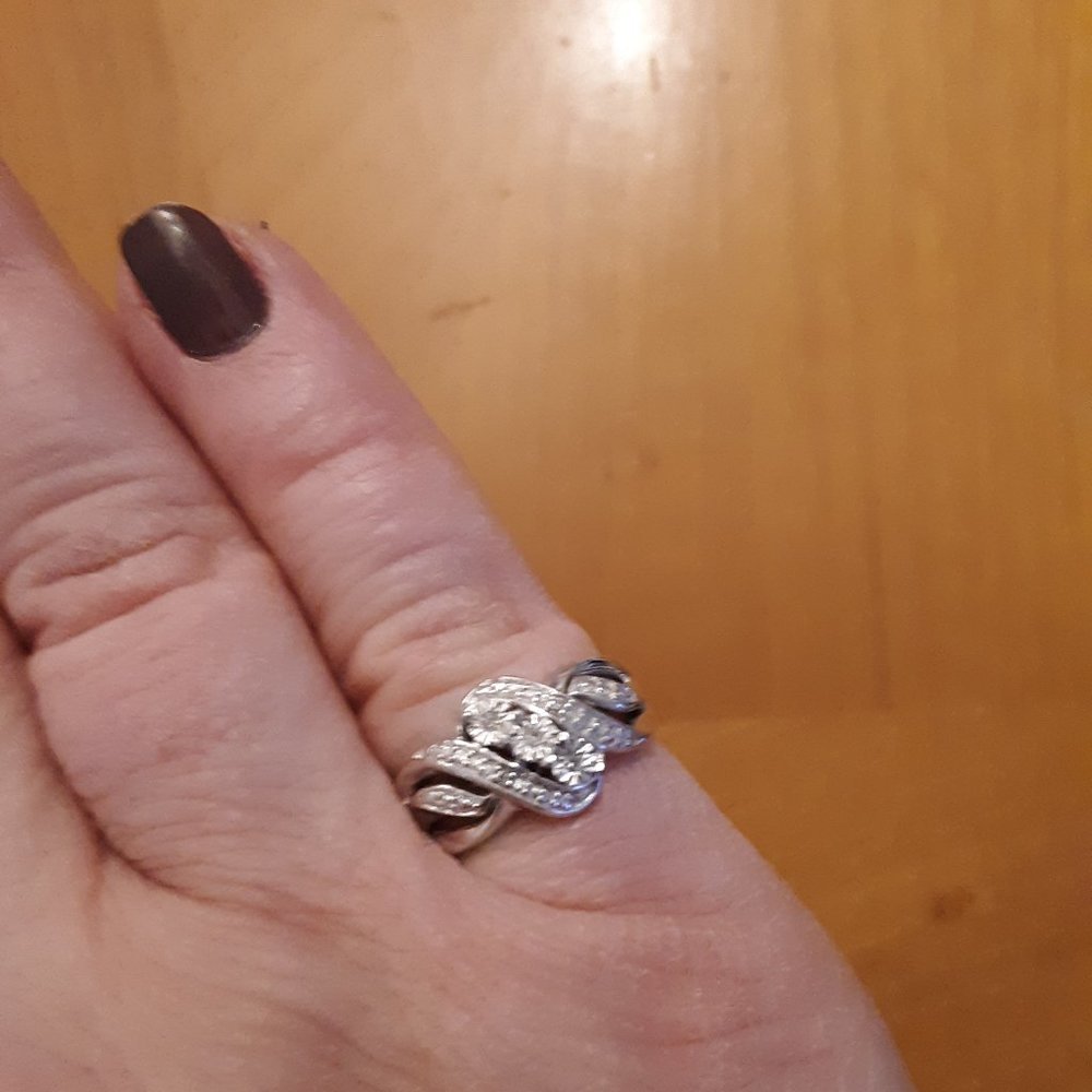 Diamond 3 Stone Ring